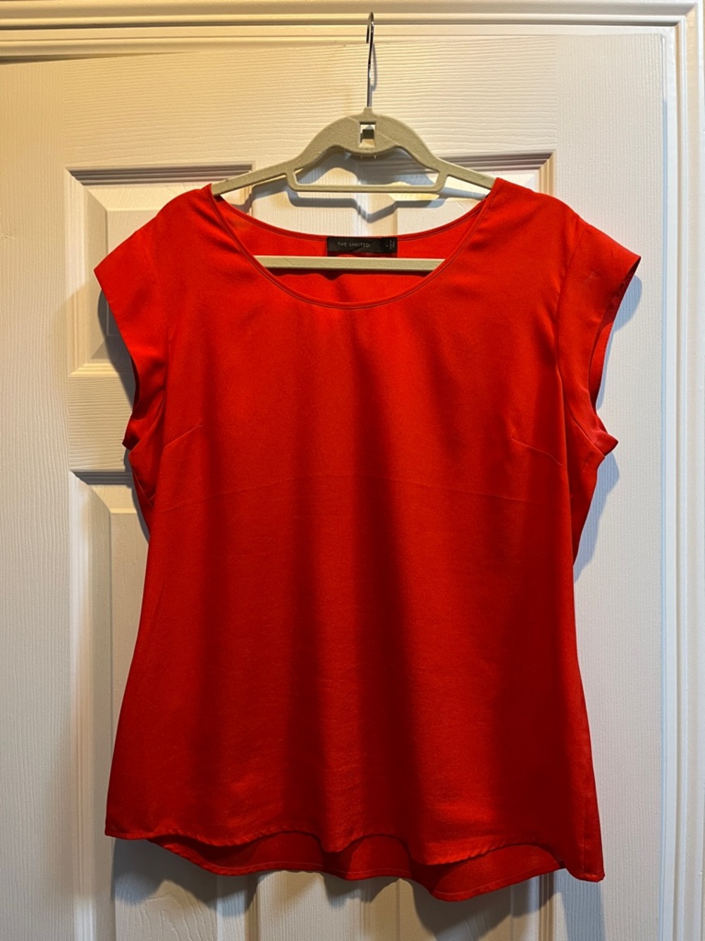 The Limited Women’s Bright Red Scoop Neck Cap Sleeve Blouse